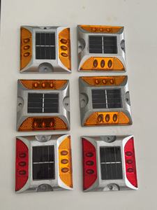 Luce di alluminio impermeabile a <span class=keywords><strong>LED</strong></span> ad energia solare per strada con luce riflettente per luce di terra percorso Dock luce di avvertimento - Product Image 5
