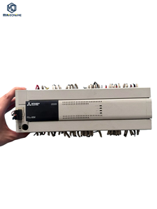Module de contrôle industriel PLC FX3U-80MR/ES-A, module de contrôle logique programmable, module d'E/S numérique, sortie relais, alimentation CA, occasion - Product Image 1