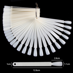 50 pièces de bâtonnets de présentation transparents en forme de goutte d'eau avec anneau pour la pratique des couleurs de vernis à ongles - Product Image 5