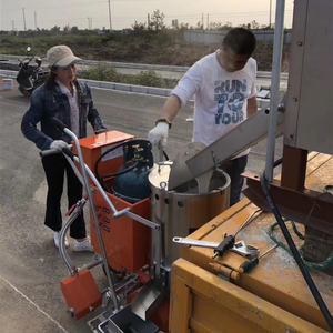 เครื่องอุ่นเทอร์โมพลาสติกแบบถังเดี่ยวขนาด300กก. สำหรับการทำเครื่องหมายถนน (<span class=keywords><strong>SPH</strong></span>-T300) - Product Image 6