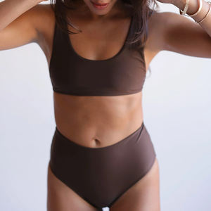 Maillot de bain sportif à imprimé Aloha 2026, coupe ajustée, taille haute, bikini personnalisé en nylon recyclé doux - Product Image 3