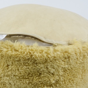 Puf otomano de piel de oveja para el hogar, taburete de piel suave, hecho a mano, 100% Lana, decorativo, Moderno - Product Image 6