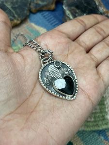 Collar de Plata de Ley Bañado en Rodio Hecho a Mano con Búfalo Blanco, Colgantes con Engaste de Bisel para Mujer - Product Image 2