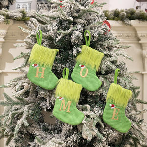 1pc Lettre brodée Alphabet DIY <span class=keywords><strong>Grinch</strong></span> Chaussettes Vert Tricoté Mini Cadeau <span class=keywords><strong>de</strong></span> Noël Bas - Product Image 2
