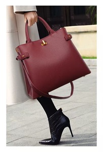 Borsa da Donna in Pelle Lucida di Alta Qualità, Borsa a Spalla Grande Capacità per Affari, Borsa Personalizzabile con Logo - Product Image 5