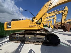 Excavadora Komatsu PC300 de Segunda Mano en Buen Estado, Pocas Horas de Trabajo - Product Image 3