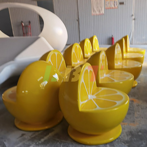 Chaise en fibre de verre en forme de fruit Libit, design orange pour enfants, décoration et loisirs pour enfants - Product Image 2