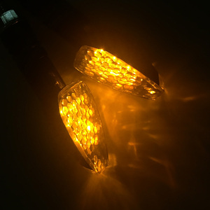 Indicatori di Direzione Universali per Moto, Luci per Yamaha, Kawasaki, Ninja, Suzuki - Product Image 4