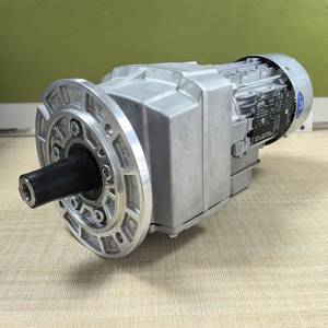 Lenze-<span class=keywords><strong>Caja</strong></span> <span class=keywords><strong>de</strong></span> <span class=keywords><strong>cambios</strong></span> helicoidal tipo <span class=keywords><strong>de</strong></span> material, número 16282324, motorreductor <span class=keywords><strong>de</strong></span> engranajes - Product Image 5