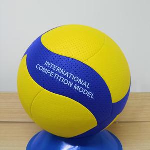 Balón de Voleibol Oficial de PU Suave, Tamaño 5, con Logotipo Personalizado, Venta Caliente - Product Image 6