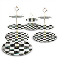 Service de table en porcelaine fine à motif quadrillé style tusqie dessiné à la main, comprenant assiettes, bol, tasse et soucoupe, coffret cadeau de luxe, vente en gros