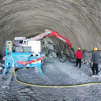 Machine à projection de béton humide avec une capacité de pompage maximale de 35 m3 par heure et un taux de rebond de 12 %.