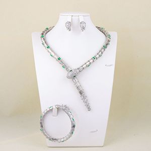 Collier Serpent Luxueux Haut de Gamme ZX Europe Amérique, Chaîne de Cou Dorée Exagérée pour Femme, Personnalisation d'Usine - Product Image 4