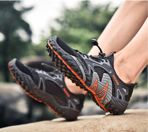 <span class=keywords><strong>Scarpe</strong></span> da arrampicata estive con suole morbide da uomo da esterno Anti Skid Wade - Product Image 1