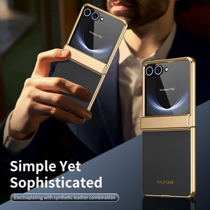 Étui <span class=keywords><strong>de</strong></span> luxe en cuir PU plaqué avec charnière et film <span class=keywords><strong>de</strong></span> protection intégral en verre antichute pour <span class=keywords><strong>Samsung</strong></span> Galaxy Z Flip 8 7 6 5 4 3 - Product Image 2