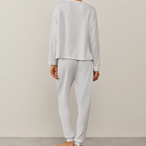 Ensemble de pyjama pour femmes à manches longues et col rond Gris clair Tricot doux Vêtement de <span class=keywords><strong>nuit</strong></span> confortable pour dormir toute <span class=keywords><strong>la</strong></span> <span class=keywords><strong>nuit</strong></span> Porté toute l'année - Product Image 2