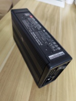 Chargeur de batterie Meanwell NPB Series 360W 12V 20A NPB-360-12TB taille compacte et large gamme de sortie avec PFC