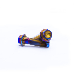 Perno hexagonal de titanio anodizado GR5 con cabeza de brida para motocicleta M8*45 - Product Image 2