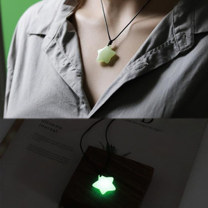 Colliers pentagramme luminescents pour femmes et hommes, pierre lumineuse, étoile porte-bonheur, collier de couple, cadeaux pour étudiants - Product Image 4