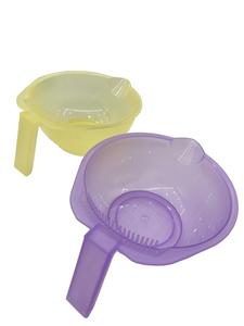 Cuencos de plástico para <span class=keywords><strong>tinte</strong></span> de <span class=keywords><strong>pelo</strong></span> de peluquero, paleta con ventosa para mezclar y teñir el cabello, venta al por mayor - Product Image 2