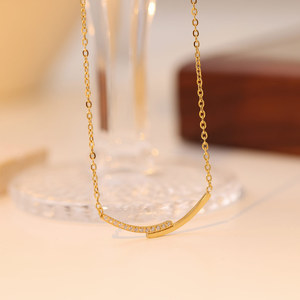 Collier pendentif visage souriant en zircon plaqué or 18 carats en acier inoxydable, minimaliste et inaltérable, pour femme, bijou quotidien - Product Image 3