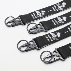Cordón de Muñeca Jacquard Totalmente Personalizable, Porta Llaves Tejido de Primera Calidad, Artículo Promocional Reutilizable para la Identidad Corporativa - Product Image 4