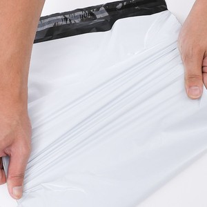 Bolsa de mensajería Source de 28x42 cm, blanca, engrosada, impermeable, autoadhesiva, para embalaje de ropa en comercio electrónico transfronterizo - Product Image 2