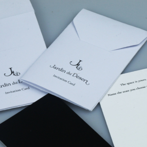 Tarjetas de Invitación de Boda de Terciopelo en Oferta, Sobre de Terciopelo Borgoña, Tarjetas de Invitación de Boda de Terciopelo con Impresión en Relieve - Product Image 4