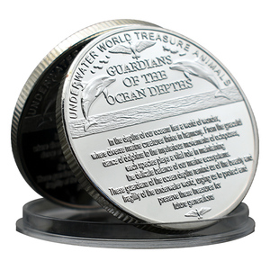 Medalla de Hierro Fundido con Animales Marinos: Ballena Azul, Pulpo, León Marino, Delfín, Medusa, Tiburón, Recuerdo Coleccionable - Product Image 3