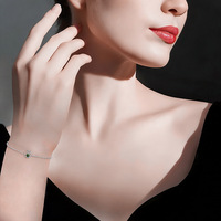 Bracelet Cœur en Moissanite pour Femme, Tenue d'Été, Design Haut de Gamme, Luxe Léger, Plaqué Or Rhodié, Bijoux de Niche pour Diffusion en Direct