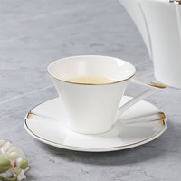 Assiettes de luxe en céramique blanches avec bord doré, vaisselle en porcelaine fine, assiettes de mariage, service de table en porcelaine
