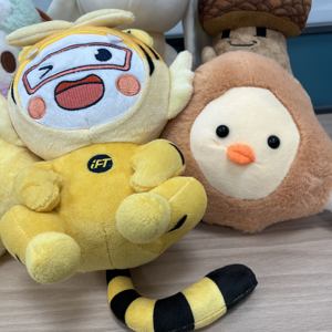 10-25 सेमी 100 + शैलियों वेंडिंग आंकड़े भरे हुए बुलबेसौर प्लग खिलौने 8 इंच सजावटी एनीमे प्लग गुड़िया - Product Image 6