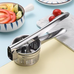 Presse-purée manuelle en acier inoxydable pour pommes de terre, légumes, fruits et ail – Utilisation facile - Product Image 5
