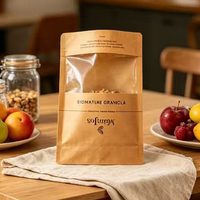 Bolsa ecológica resellable de papel kraft marrón con cierre de cremallera para almacenar alimentos y refrigerios, ideal para granola, avena, frutos secos y desayunos, con ventana.