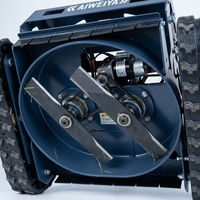 Tondeuse à gazon électrique sans fil télécommandée sur chenilles pour pentes, robot professionnel pour la coupe de l'herbe sur les talus et les bords de route, pour les pentes et les zones accidentées