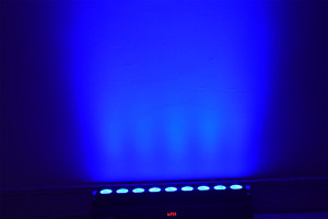 Barra LED Professionale 9*18W RGBWA+UV 6in1 a Batteria per Illuminazione Murale, Controllo DMX512, Perfetta per DJ Mobili, Discoteche, Feste e Locali Notturni - Product Image 5