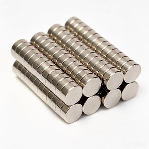 Muestras gratis <span class=keywords><strong>Comprar</strong></span> imanes de neodimio cerca de mí imán de tierras raras para la venta precio por kg proveedor en línea al por mayor - Product Image 1