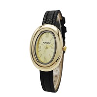 Nouvelle Arrivée Montre Femme à Quartz Écologique Style Français Ovale Haut de Gamme Rétro Niche Élégante Bracelet en Alliage
