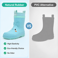 Adorables bottes de pluie bleu clair pour enfants avec des oreilles 3D, design de visage de dessin animé, bottes Wellington en caoutchouc naturel imperméables pour filles