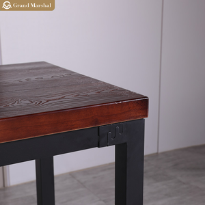 ชุดโต๊ะเก้าอี้บิสโทรไม้เนื้อแข็งสไตล์อเมริกันสมัยใหม่ สำหรับร้านกาแฟ คาเฟ่ โรงแรม ทนทาน เหมาะสำหรับร้านอาหารและบาร์ - Product Image 3