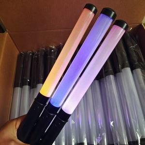 Lightstick Kpop per Concerti, Bastoncini LED Luminosi, Bastoncini Luminosi per Feste, Matrimoni e Eventi Speciali - Product Image 4