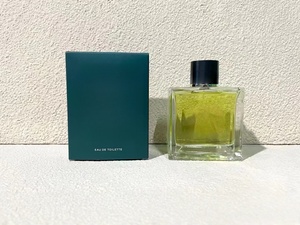 La serie de perfumes para hombre de venta al por mayor de la fábrica tiene una fragancia duradera y un fuerte poder de difusión. - Product Image 5