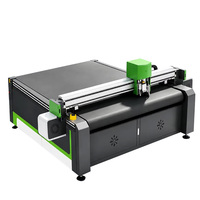 Machine de découpe numérique CNC automatique pour panneaux acryliques, PVC, mousse, feuilles creuses en PP, feuilles en PS et autocollants