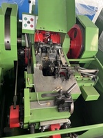 Machine de forgeage à froid automatique de haute précision avec engrenages et pompe pour la production de vis en plâtre - Marque YUHAI - Capacité de 150-180 pièces/min