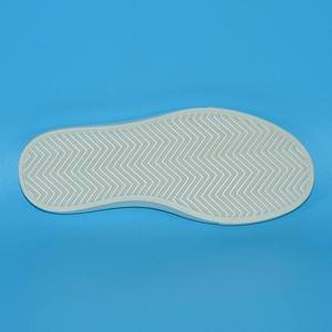 Semelles de chaussures en caoutchouc légères et personnalisables, antidérapantes et flexibles, chaussures de sport décontractées, bon prix avec possibilité de fabrication OEM - Product Image 3