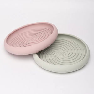 Nuevo Producto en Oferta: Tapete Lamedor para Perros y Gatos, Plato de Silicona para Lamer Golosinas, Bebedero y Comedero Lento para Mascotas - Product Image 1