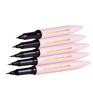 อายไลเนอร์แบบน้ำสีดำด้าน กันน้ำ ติดทนนาน แห้งเร็ว ไม่เลอะ พร้อมโลโก้สั่งทำได้ ได้รับการรับรอง MSDS - Product Image 1