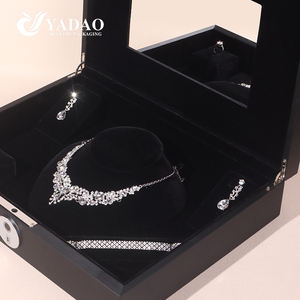 Производитель Yadao, роскошная черная квадратная шкатулка для ювелирных изделий с блокировкой отпечатков пальцев, шкатулка для ювелирных изделий из искусственной кожи с логотипом, большое ожерелье, шкатулка для ювелирных изделий - Product Image 4