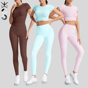 Ensemble de yoga confortable et respirant : T-shirt à manches courtes et leggings taille haute – Tenue de fitness à séchage rapide pour la course en extérieur - Product Image 3
