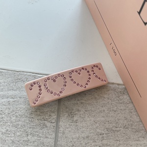 Kinling OEM Sweet Cool Diamond Four Seasons All Match Advance American Women's Strawberry Powder Rhinestone Love Hair Claw Clips - Product Image 3